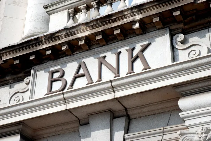 Klauzule abuzywne a pozwy przeciwko bankom